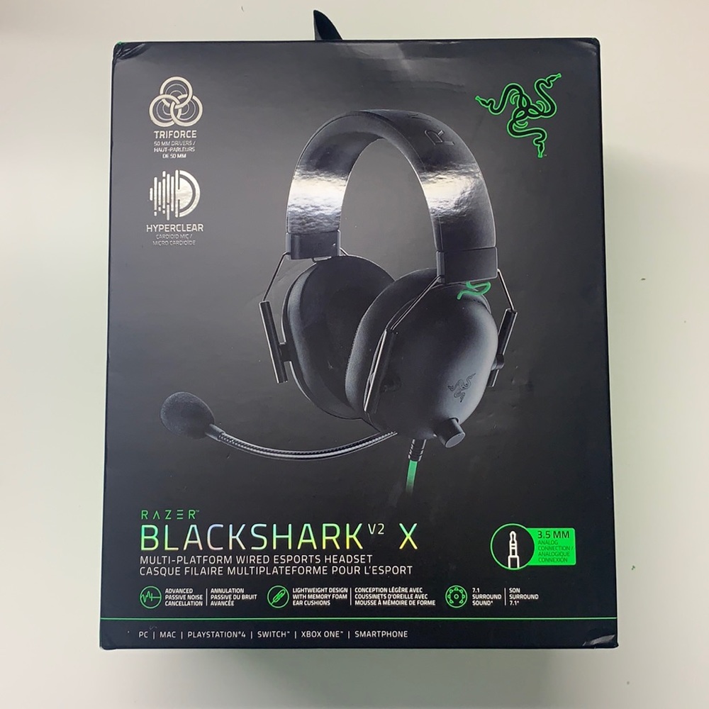 Razer BlackShark V2 X - Black
Multi-platform wired esports headset
